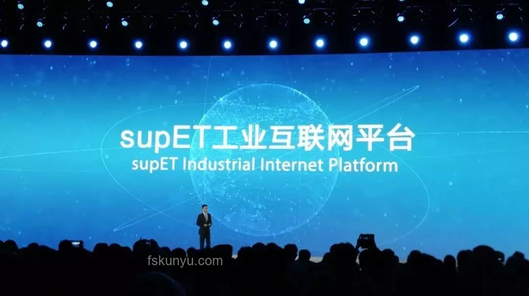 “楚门的世界”与行业虚拟化的深度洞察